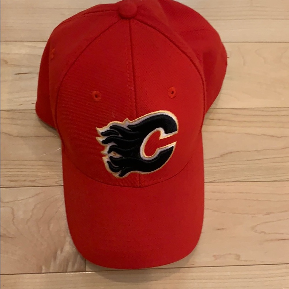 Calgary Flames NHL Team Adidas Hat S/M